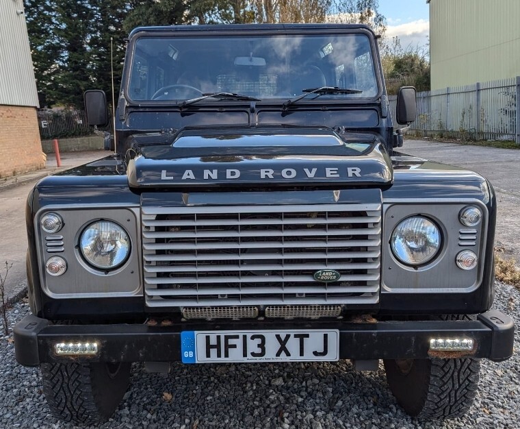 Land Rover Defender 110 XS Utility 2013 Full service history eBay