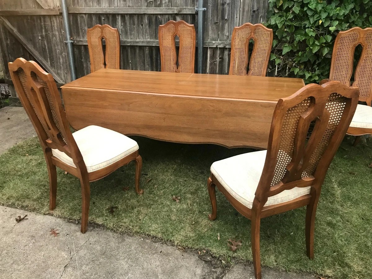 Davis Company Dining Room Set Matttroy