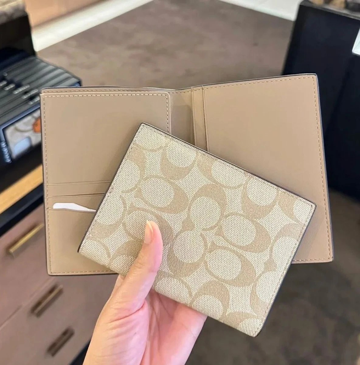 Coach Passport Bag Online