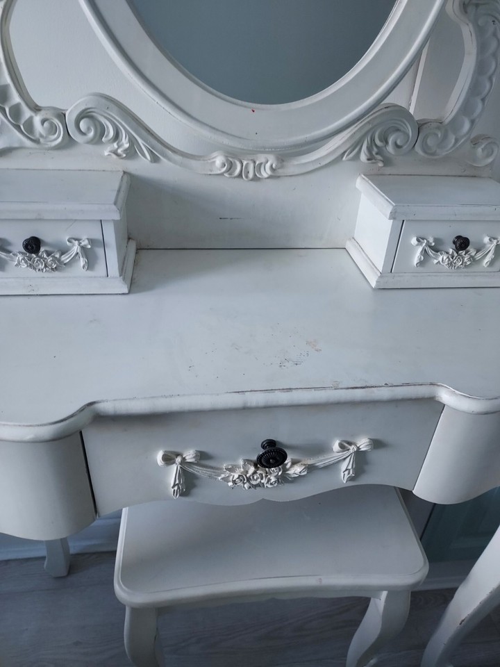 Dunelm Toulouse white dressing table with mirror and stool. Preowned