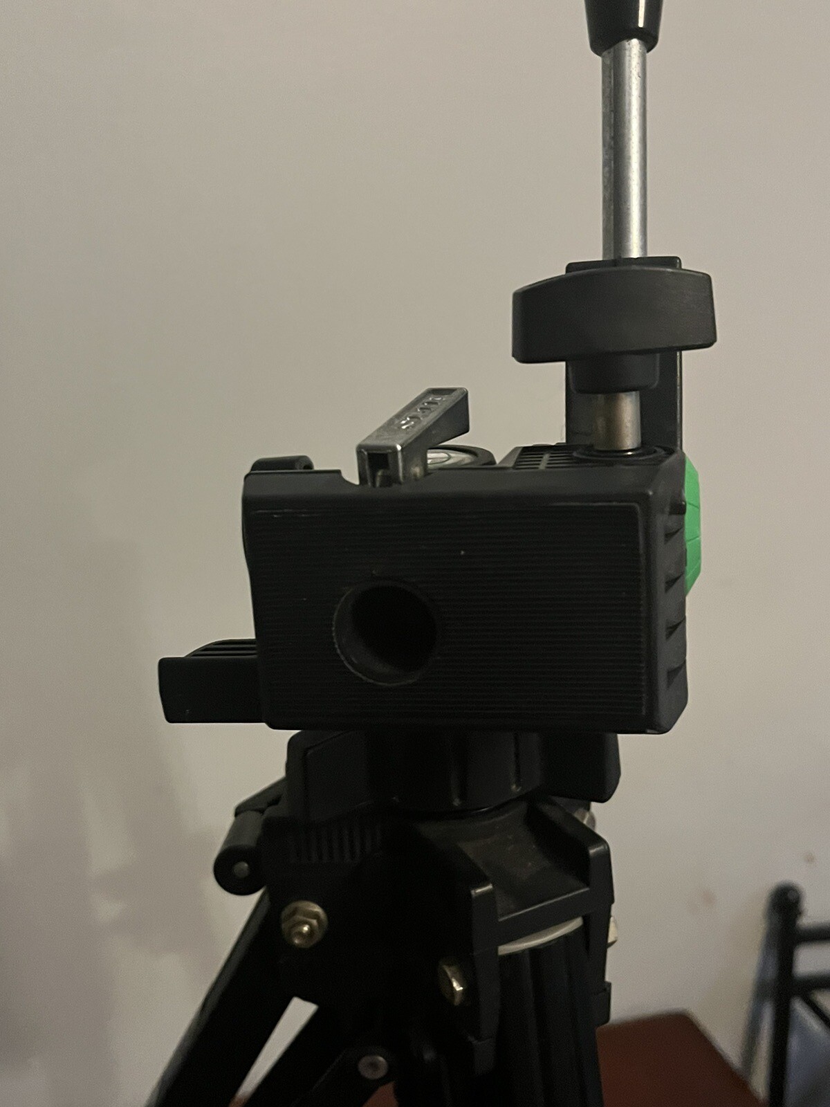 Slik Universal U212 Deluxe Tripod with 3Way Pan Head 613212 63” Japan