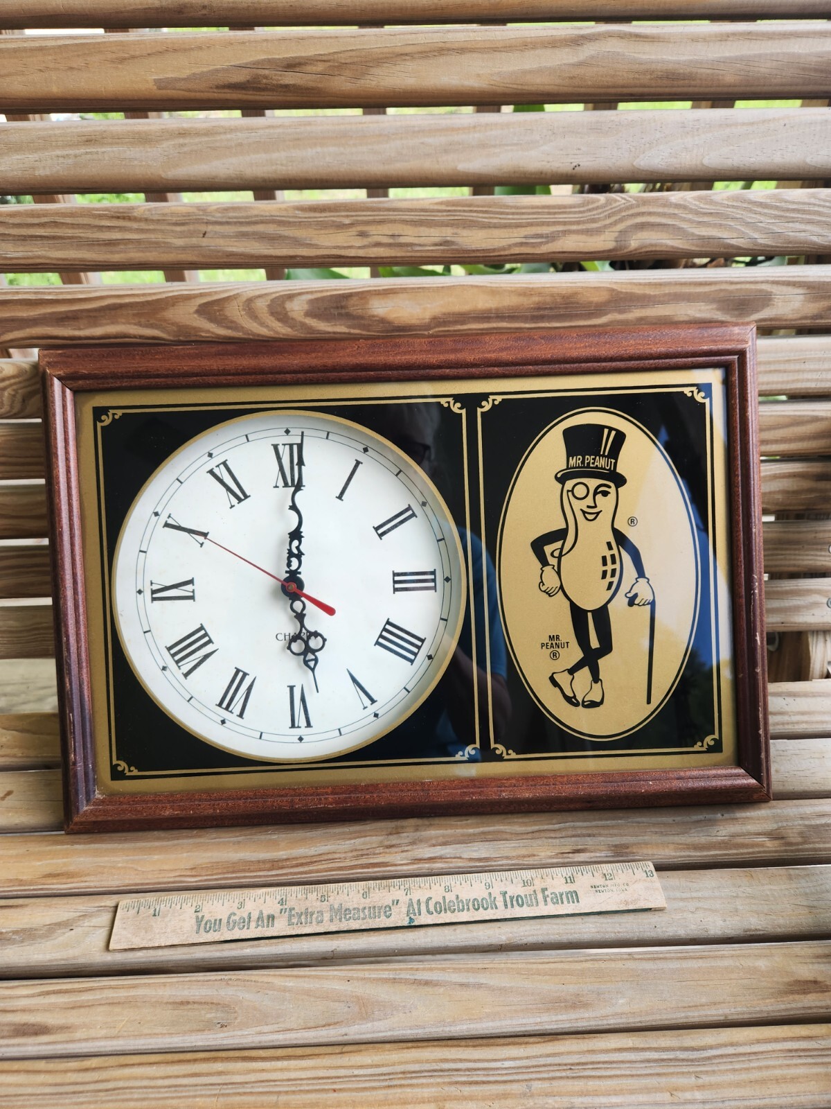RARE Vintage Planters Mr Peanut Wall Clock Chapin Clocks 1993