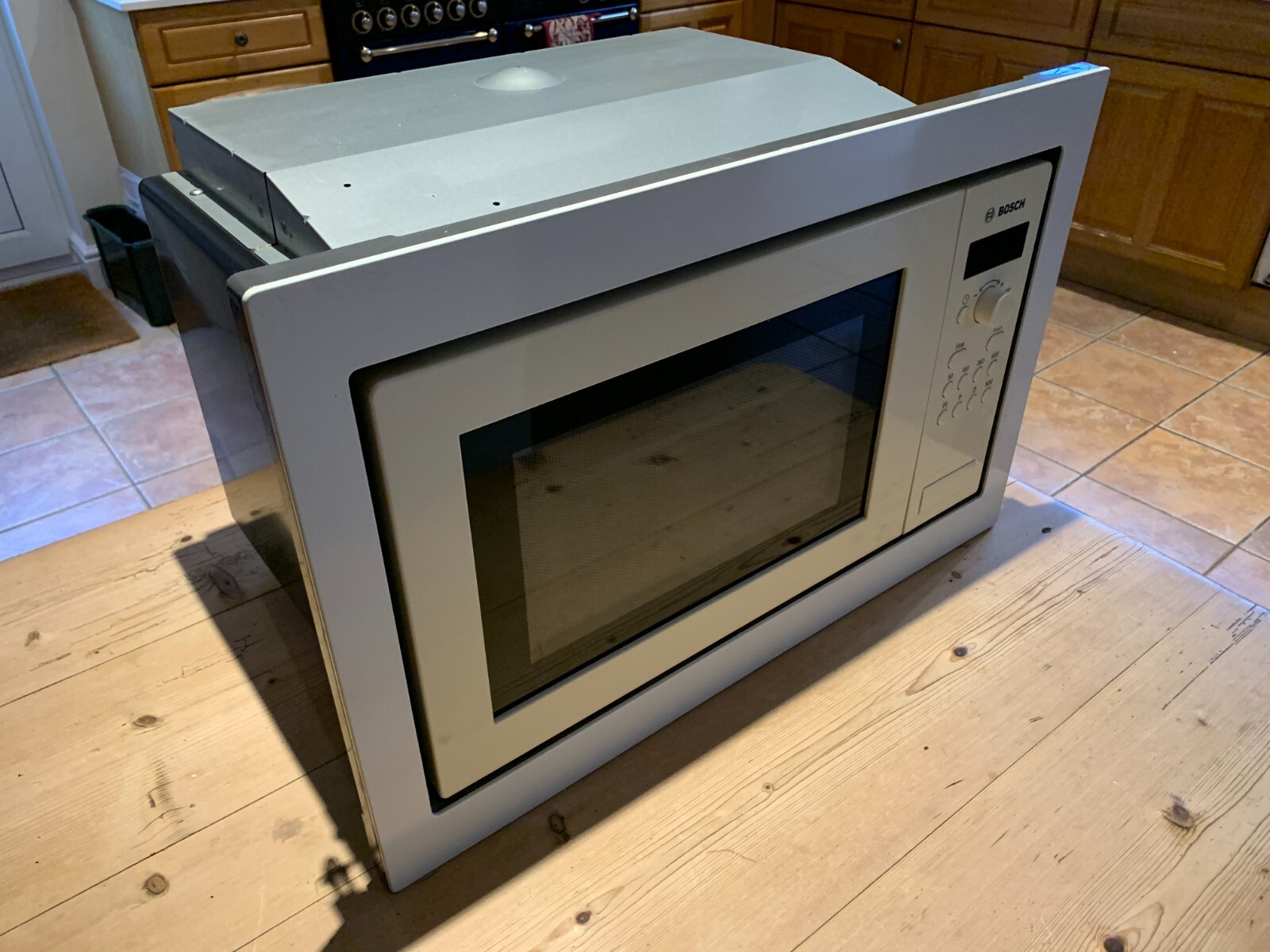 Bosch HMT84M621B/04 BuiltIn Microwave, White, Series 4 eBay