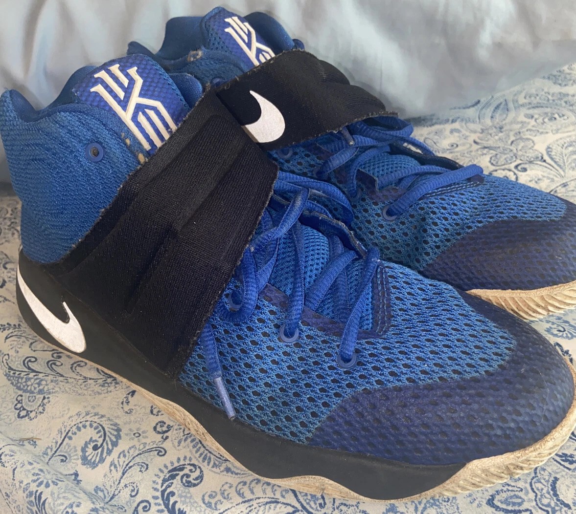 Kyrie Irving Boys Basketball Shoes Hotsell