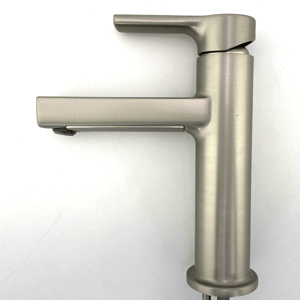 🆕 Moen 84627SRN Rinza 1Handle One Hole Bathroom Faucet Brushed