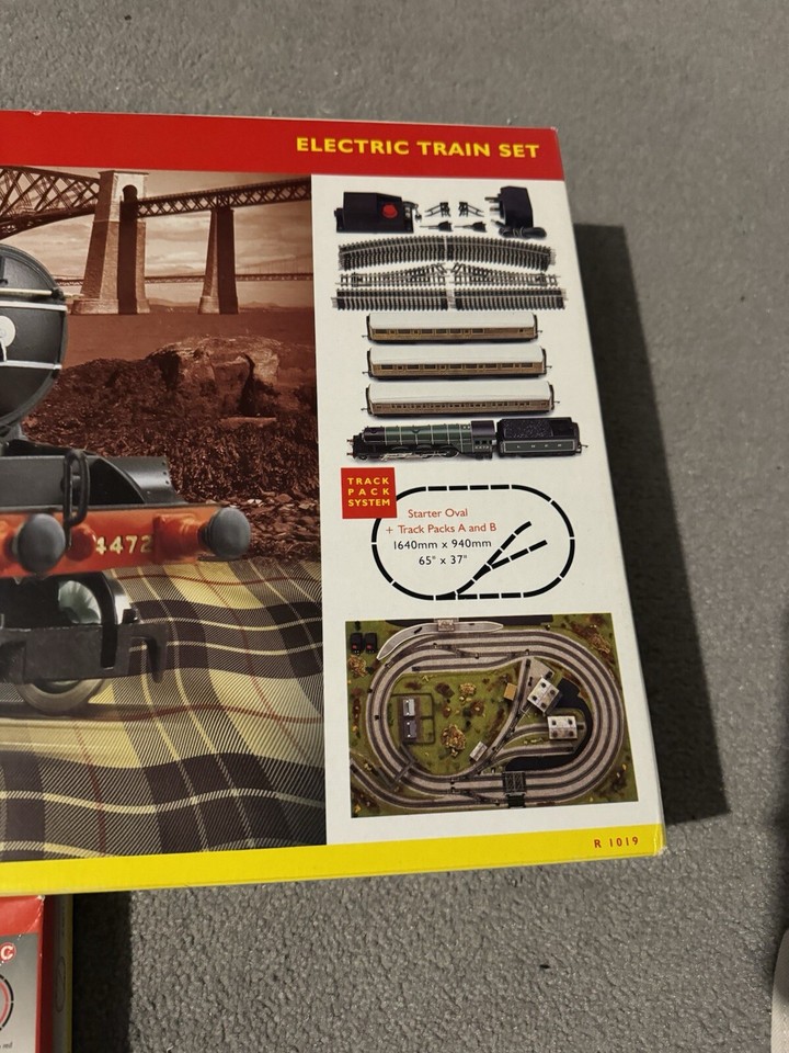 Hornby Train set Flying Scotsman (electric) eBay