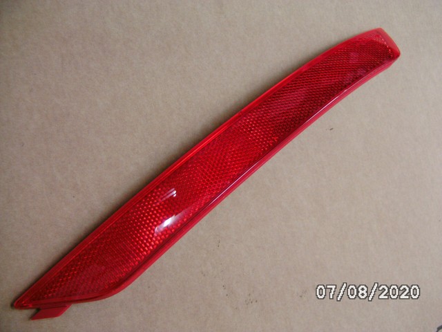SEAT Leon 2009 2012 Rear Bumper Reflector Right Genuine 1P0945106D