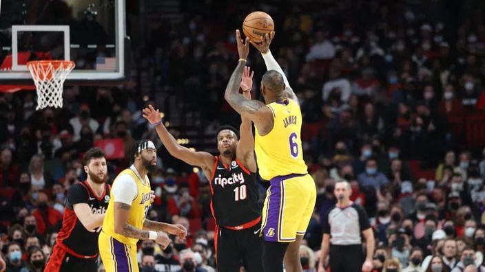 NBA LeBron James meilleur scoreur de l'histoire en saison