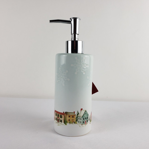 Winter Wonderland Hometown Holiday Lotion Soap Pump Dispenser Lisa