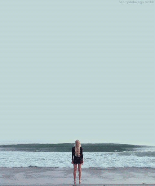 Desert blonde girl GIF on GIFER by Balis