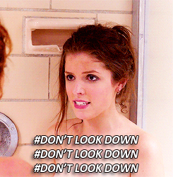 Gif De La Ducha De Anna Kendrick