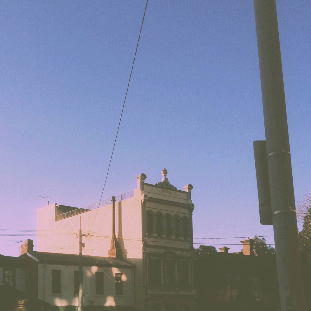 Atoms instagram house GIF Find on GIFER