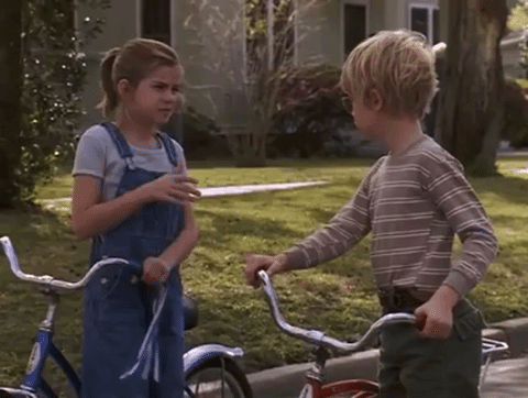 Handshake My Girl Movie Macaulay Culkin Gif On Gifer By Tozilkree