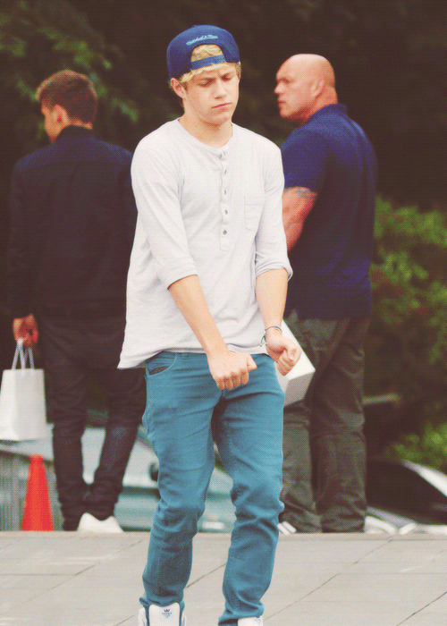 One direction niall final fantasy 8 GIF Find on GIFER