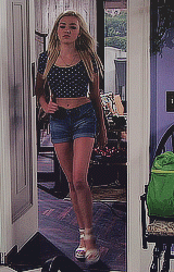 Peyton List Twerking Gif Peyton List Bar Counter Dance Party GIF