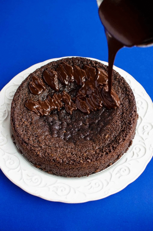 Cake GIF Find on GIFER