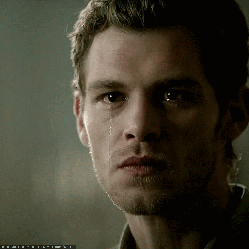 Joseph the vampire diaries klaus GIF Find on GIFER