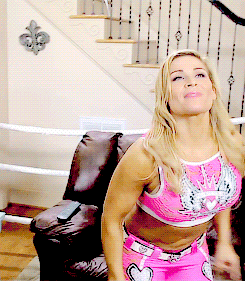 Natalya neidhart GIF - Find on GIFER
