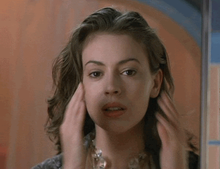Alyssa milano GIF - Find on GIFER