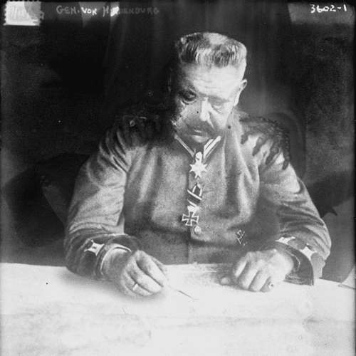General von hindenburg GIFs Obtenez le meilleur gif sur GIFER