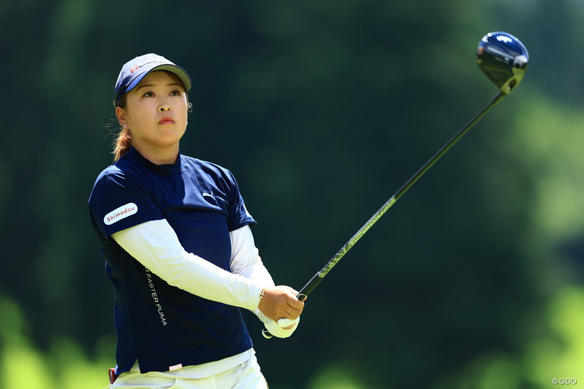 画像詳細 2023年 CAT Ladies 2日目 西郷真央 西郷真央と蛭田みな美が首位で最終日へ 1打差に櫻井心那 【2023年 CAT