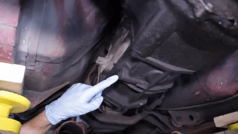 How To Change Mustang Transmission Fluid - LMR.com
