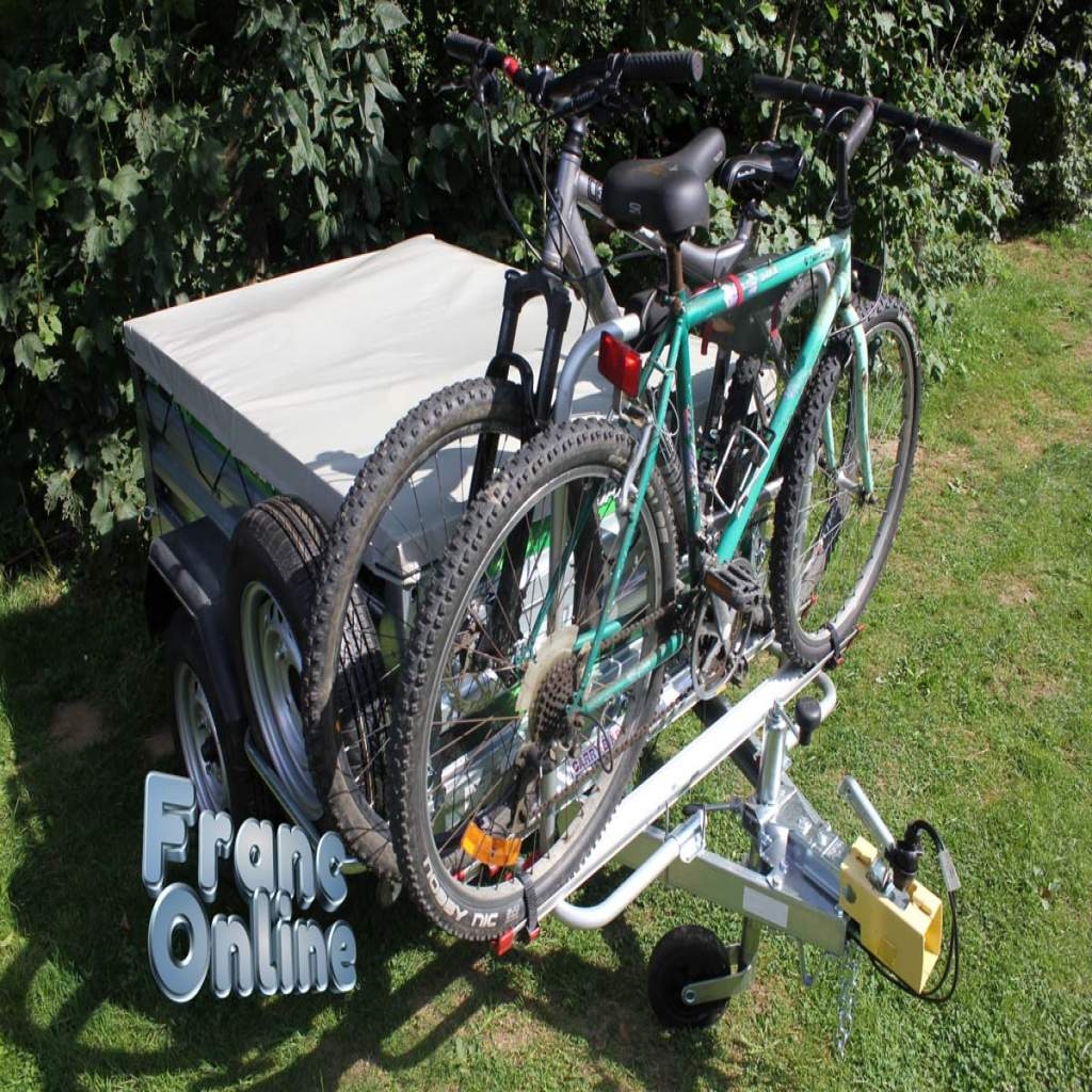 Porte velo sur timon de remorque