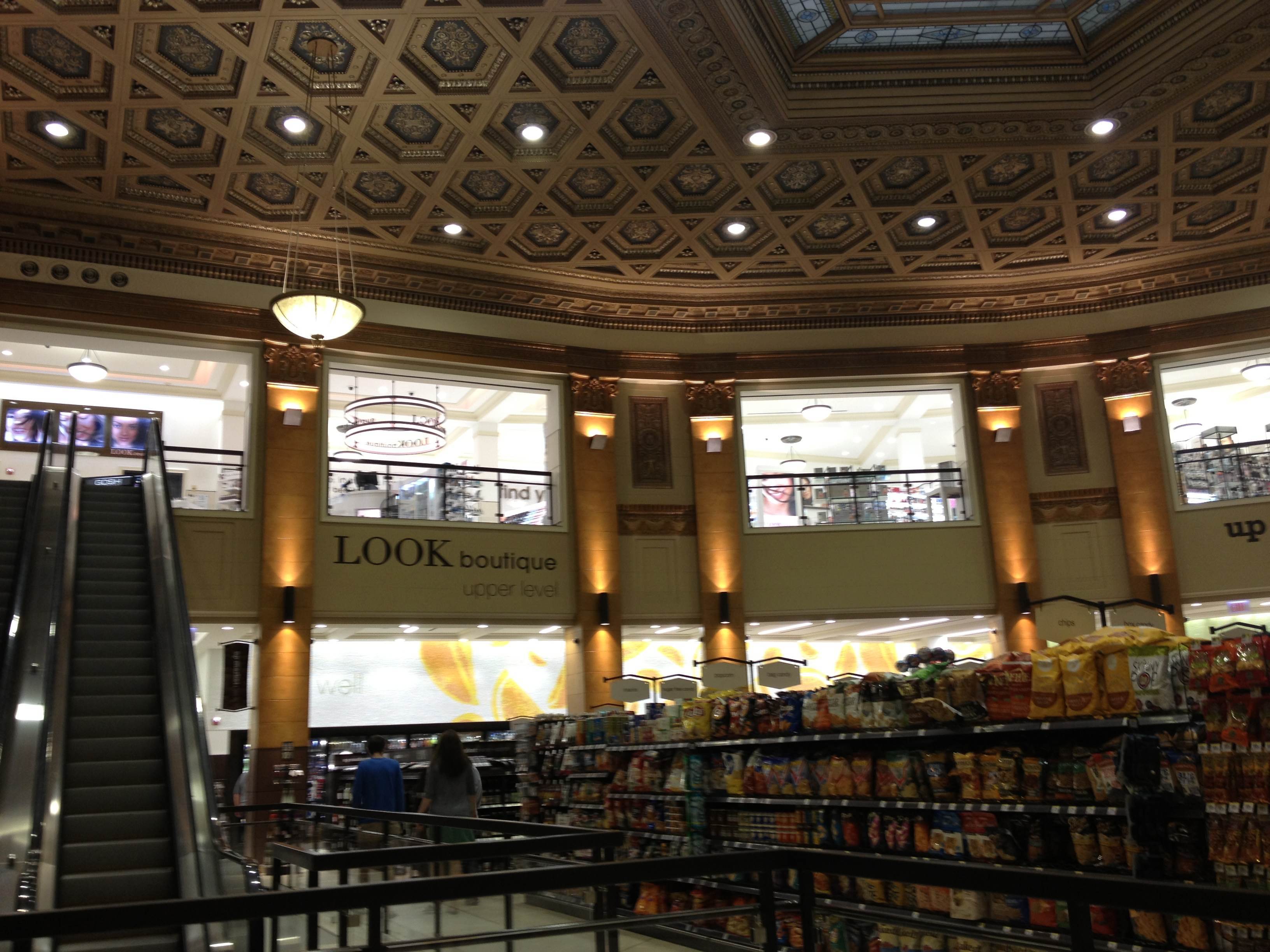 This Is an Actual Walgreens Store in Chicago (PHOTOS) HuffPost Chicago