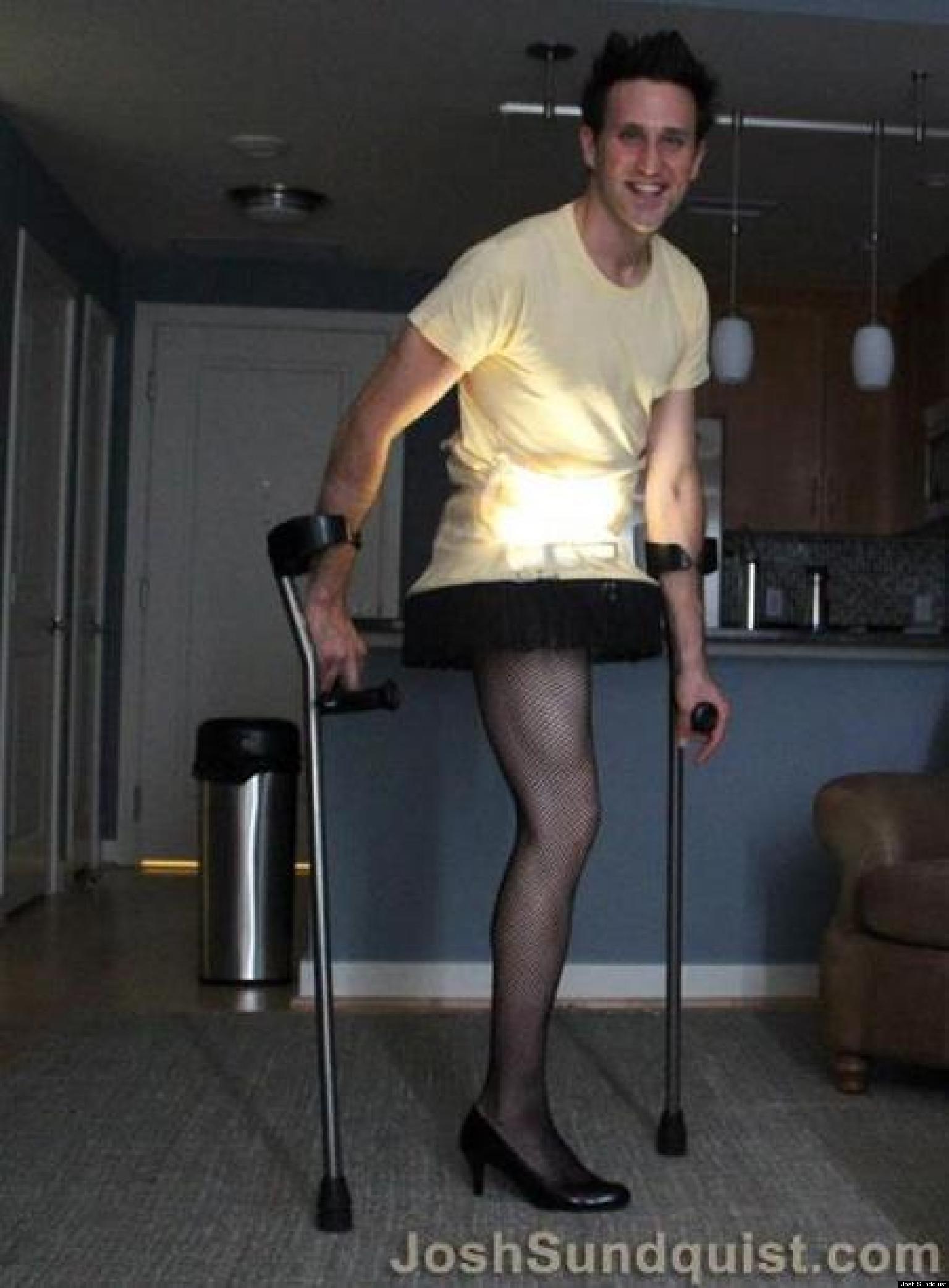 'A Christmas Story' Leg Lamp Costume Amputee Josh Sundquist's