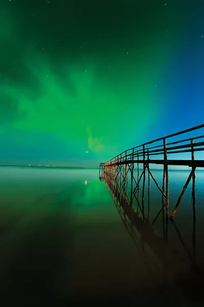 Canada, Manitoba, Winnipeg. Northern Lights r... Jaynes Gallery iCanvas
