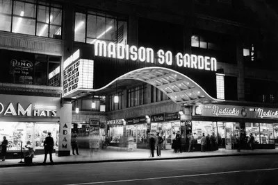 1950s Madison Square Garden Marquee Night Wes... Vintage Images iCanvas