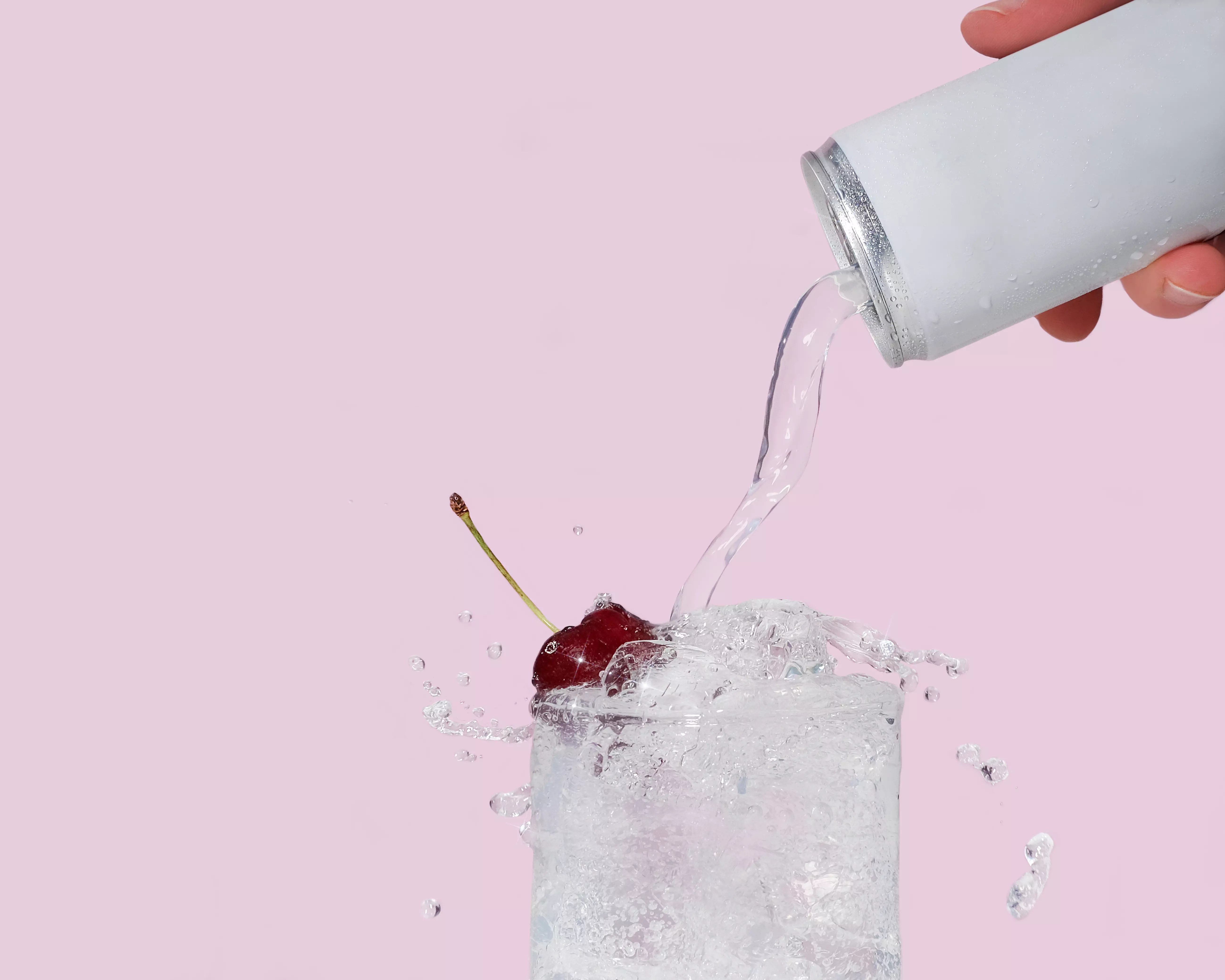 Did You Know High Noon Now Has Tequila Seltzers? iHeart