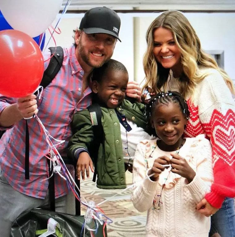 LISTEN Amy Called In To Talk About Life As A Mom Bobby Bones The Bobby Bones Show