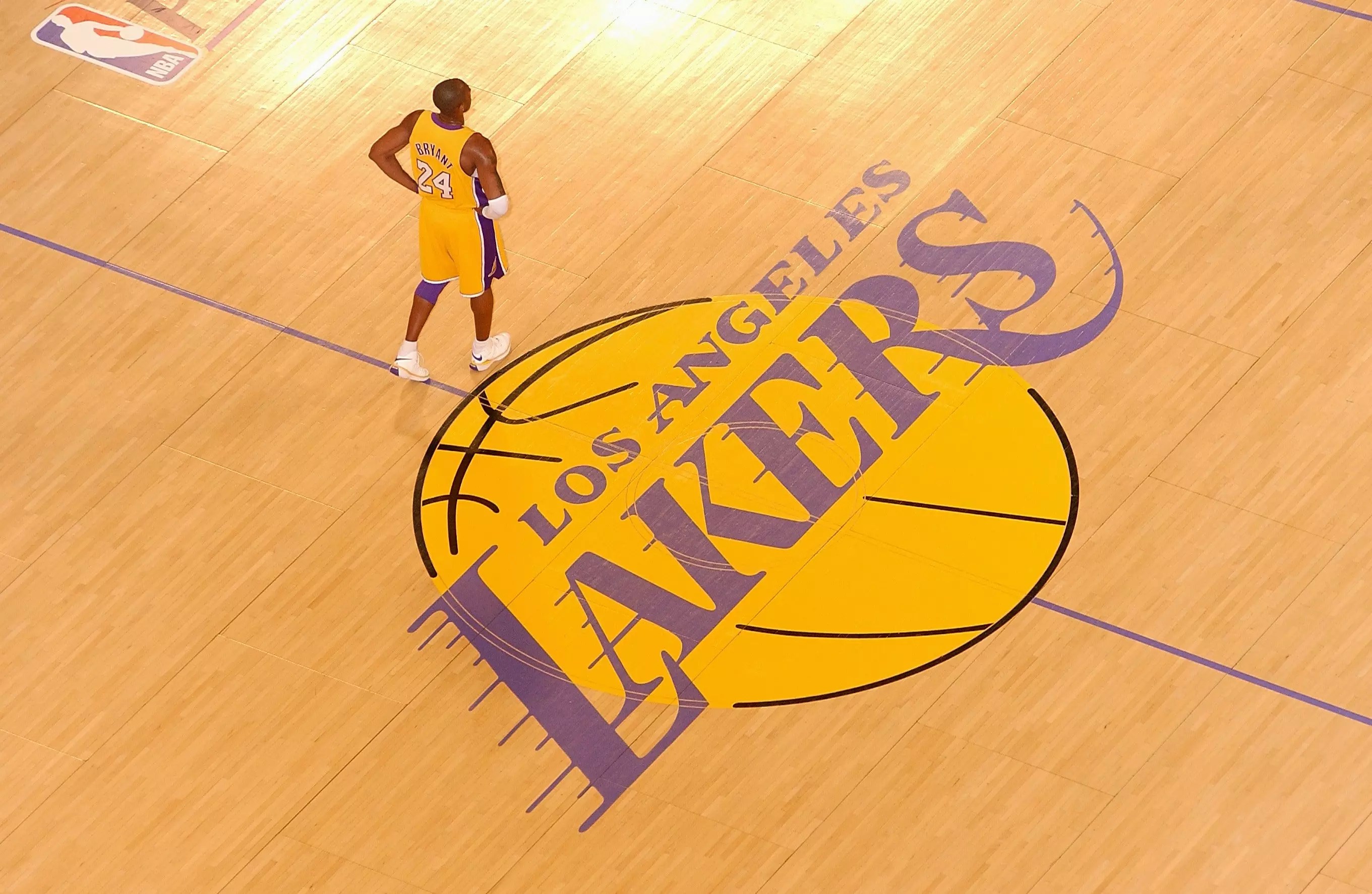 Kobe Bryant’s Shocking, Tragic Death Friends and Fans React iHeart