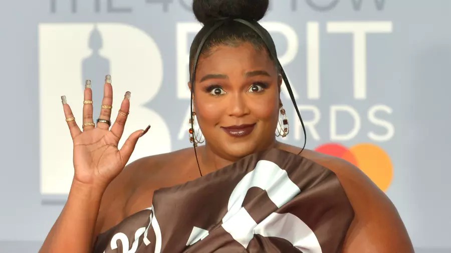 Lizzo Just Saw That Beyonce Wished Her Happy Birthday & She's Freaking