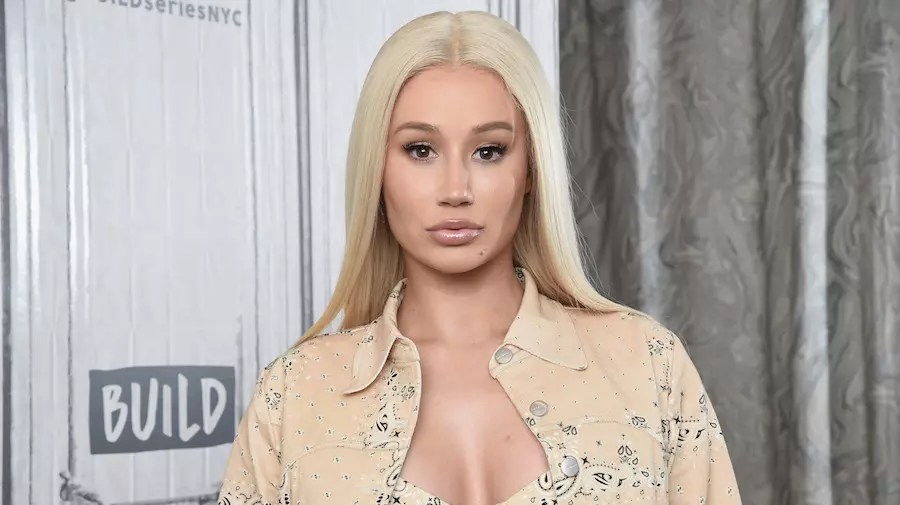 Iggy Azalea Transforms Her Look With New Hair Color iHeart