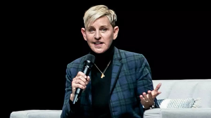 Ellen DeGeneres Tweet About Making Employee 'Cry Like A Baby(09)