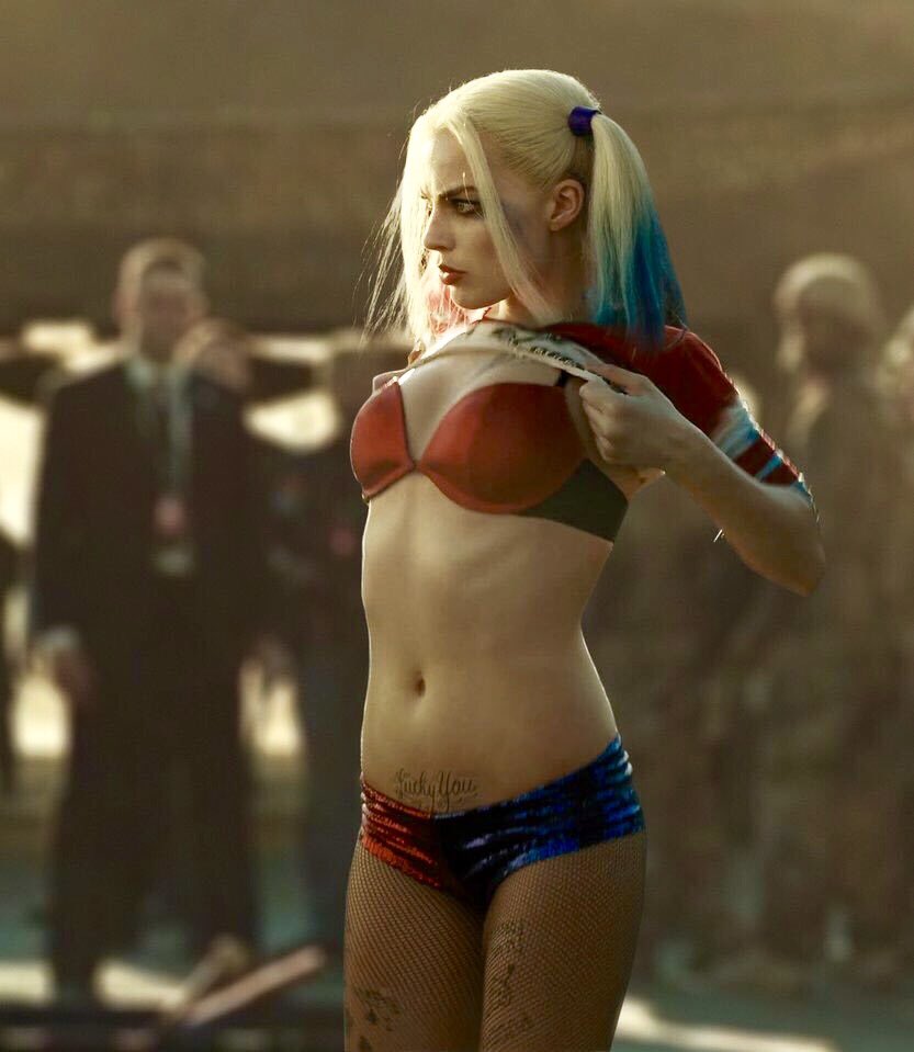 Probably the hottest Harley Quinn pic you'll find for a while. : DC_Cinematic