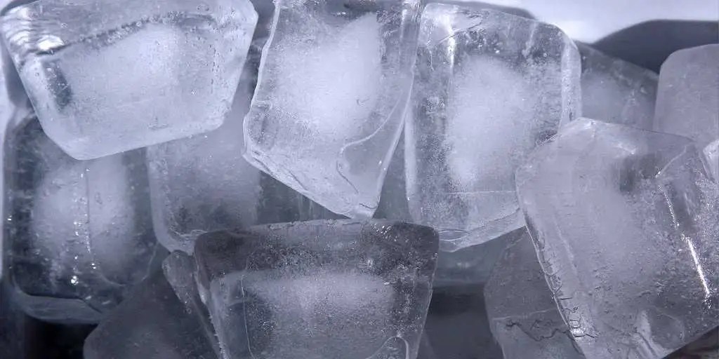 A New Theory Explains Why Warm Water Freezes Faster Than Cold