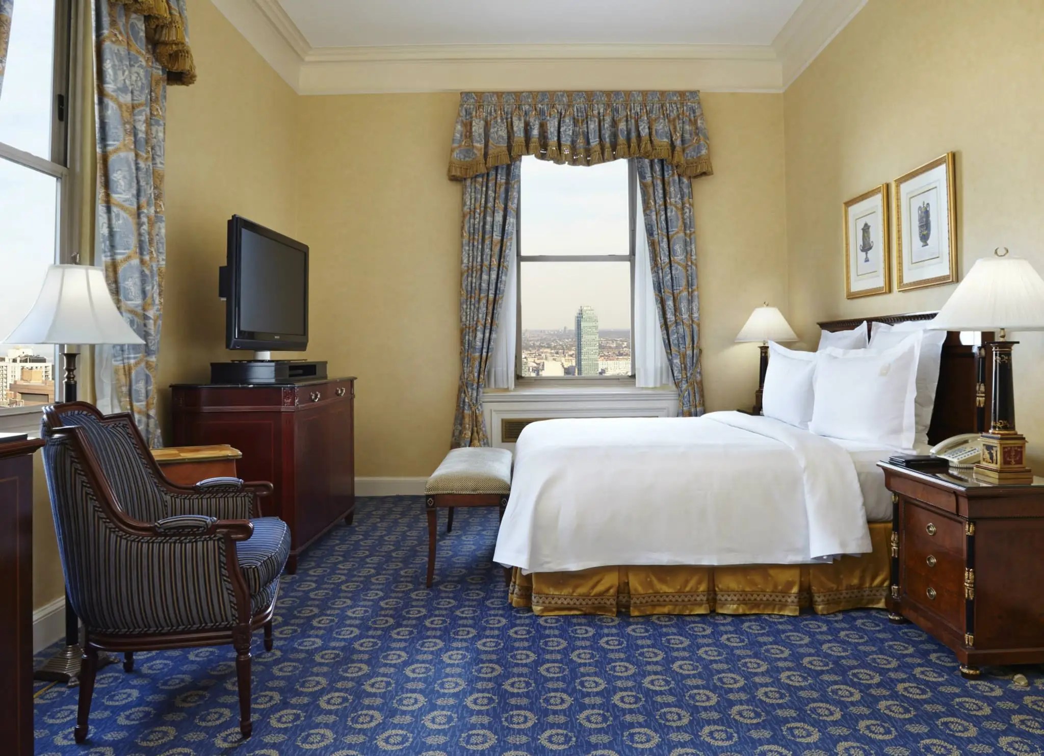 Why NYC's WaldorfAstoria Is so Legendary