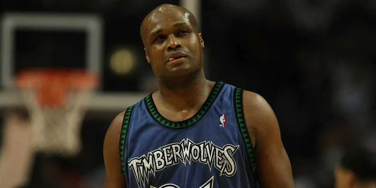 Antoine Walker Shares Financial Advice for Young Players