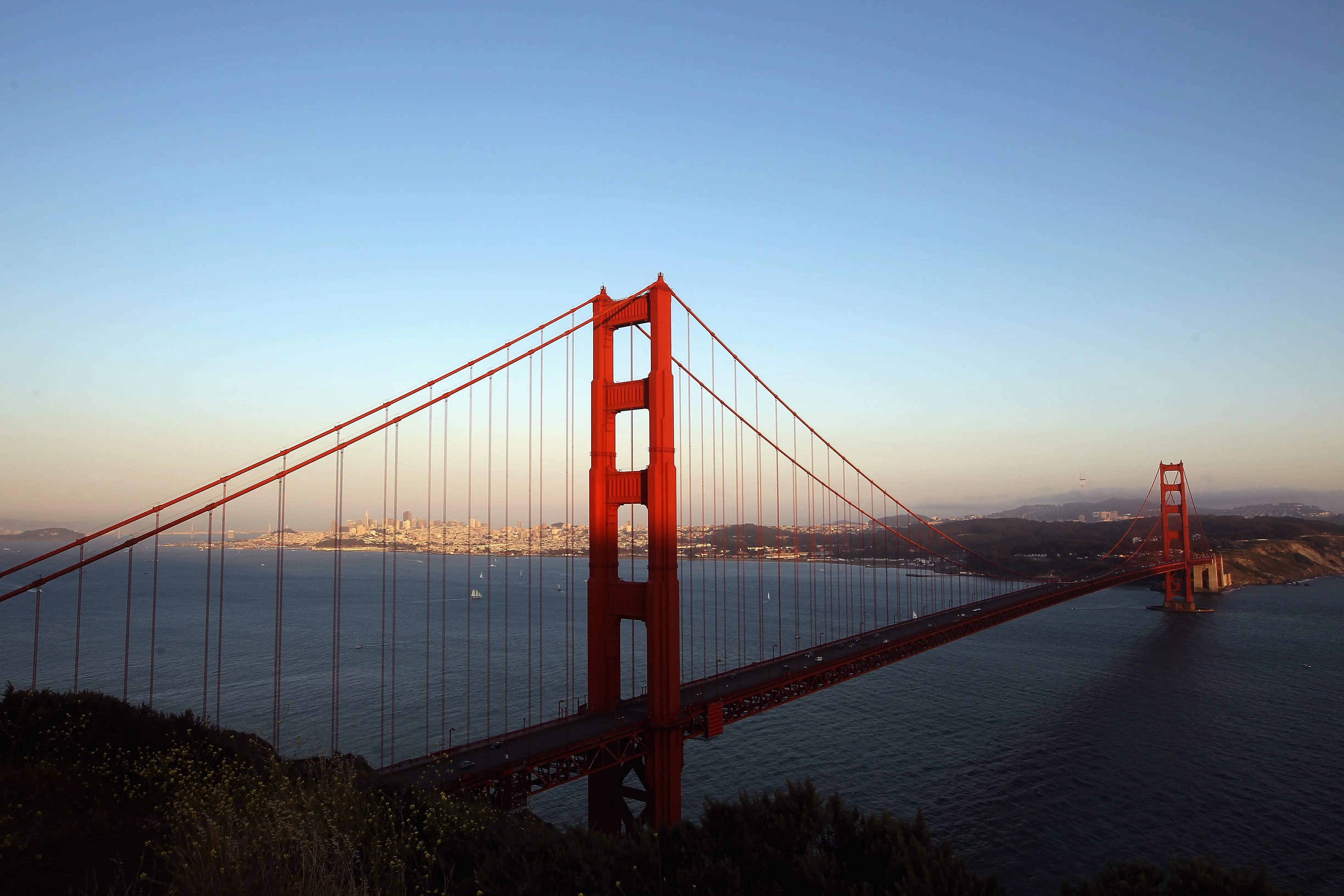 A list of US cities where temperatures rarely drop below 50 degrees