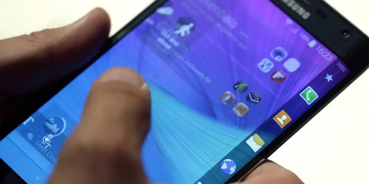 The Galaxy Note 5 may have a microSD card slot Business Insider