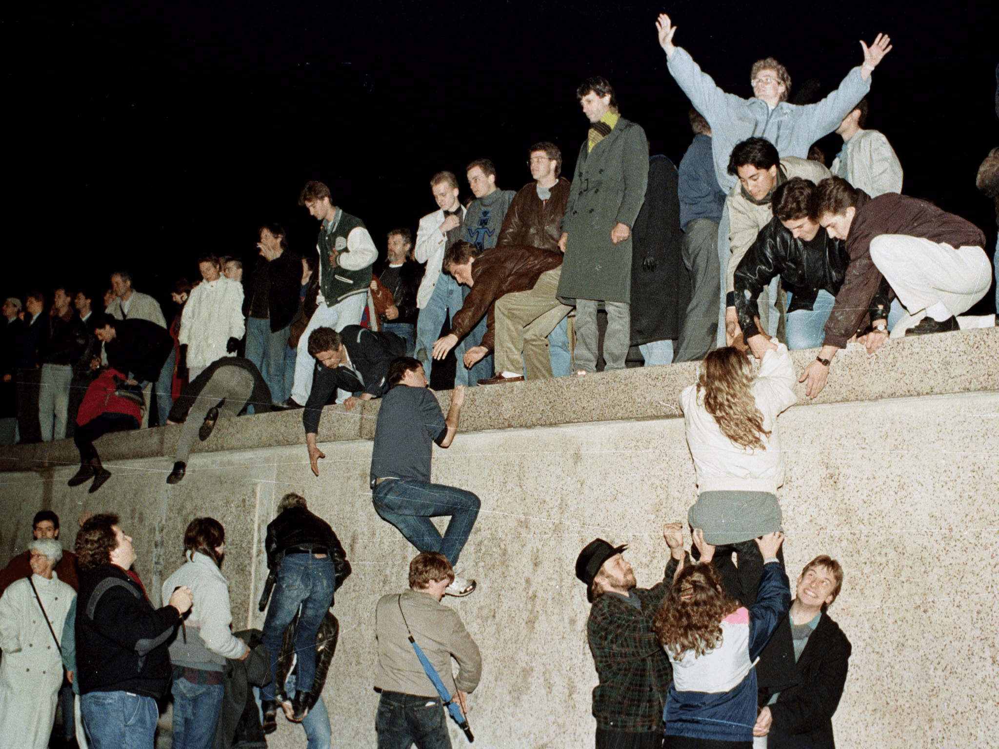 Photos From the Fall of the Berlin Wall 30 Years Ago Business Insider