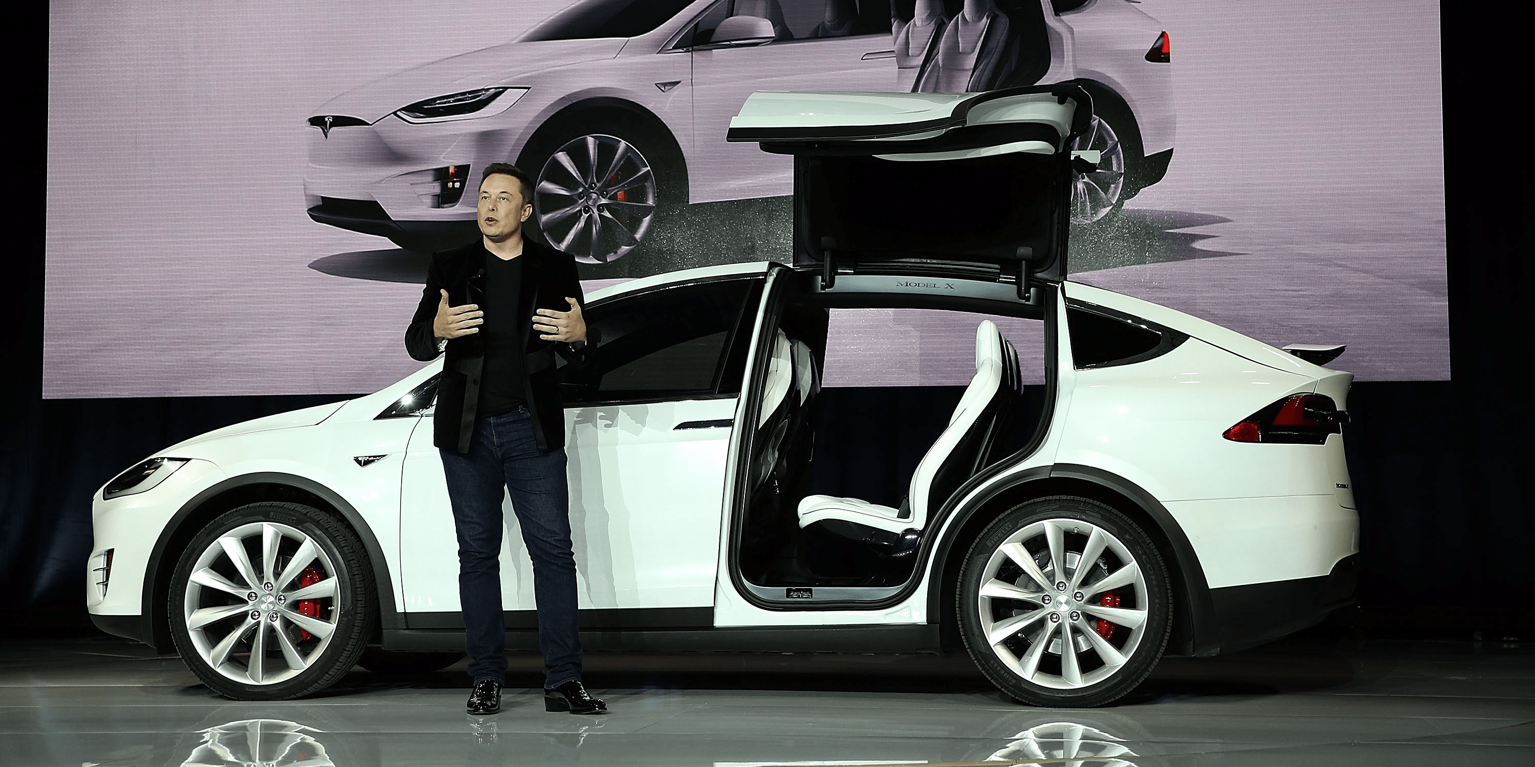 Tesla Is Getting Very Ambitious About How Many Cars It Will Sell in 2016