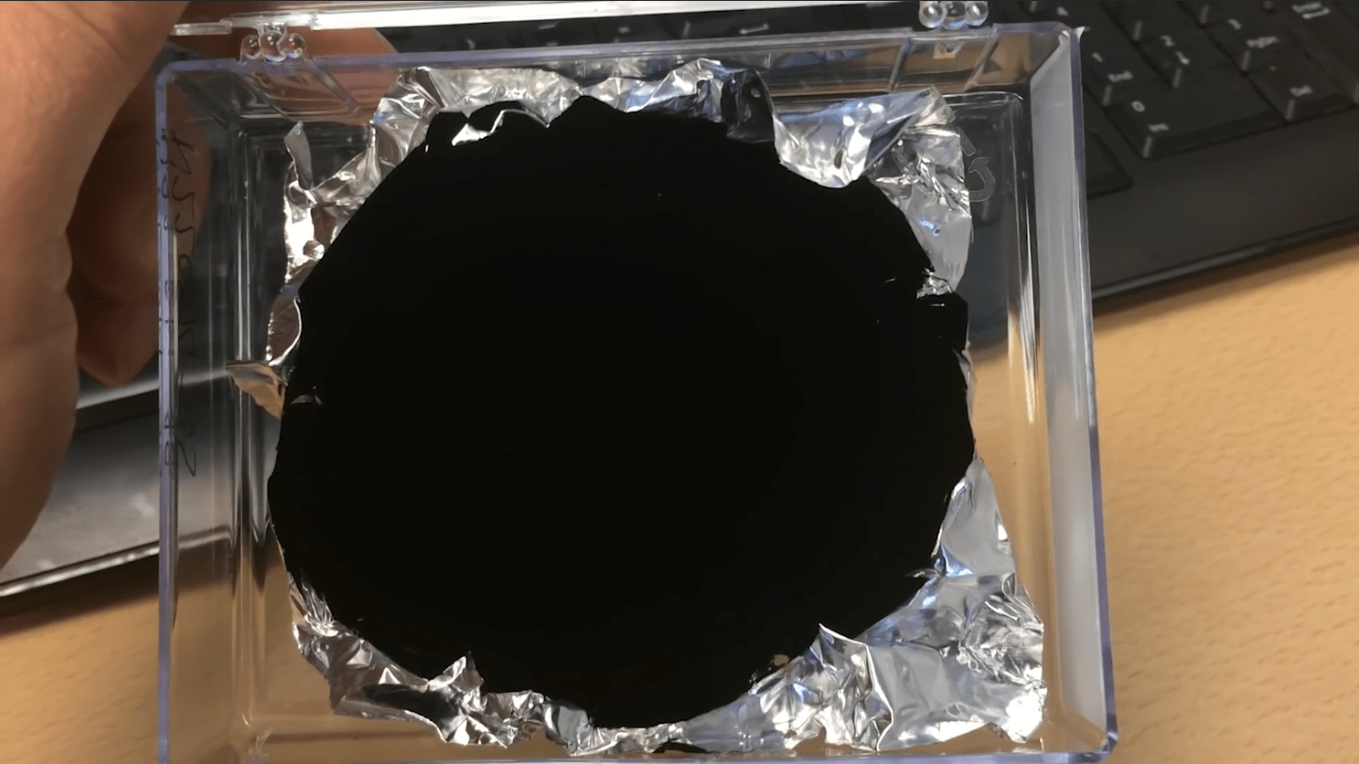 Vantablack Is so Dark It Makes Black Paint Look Blue Business Insider