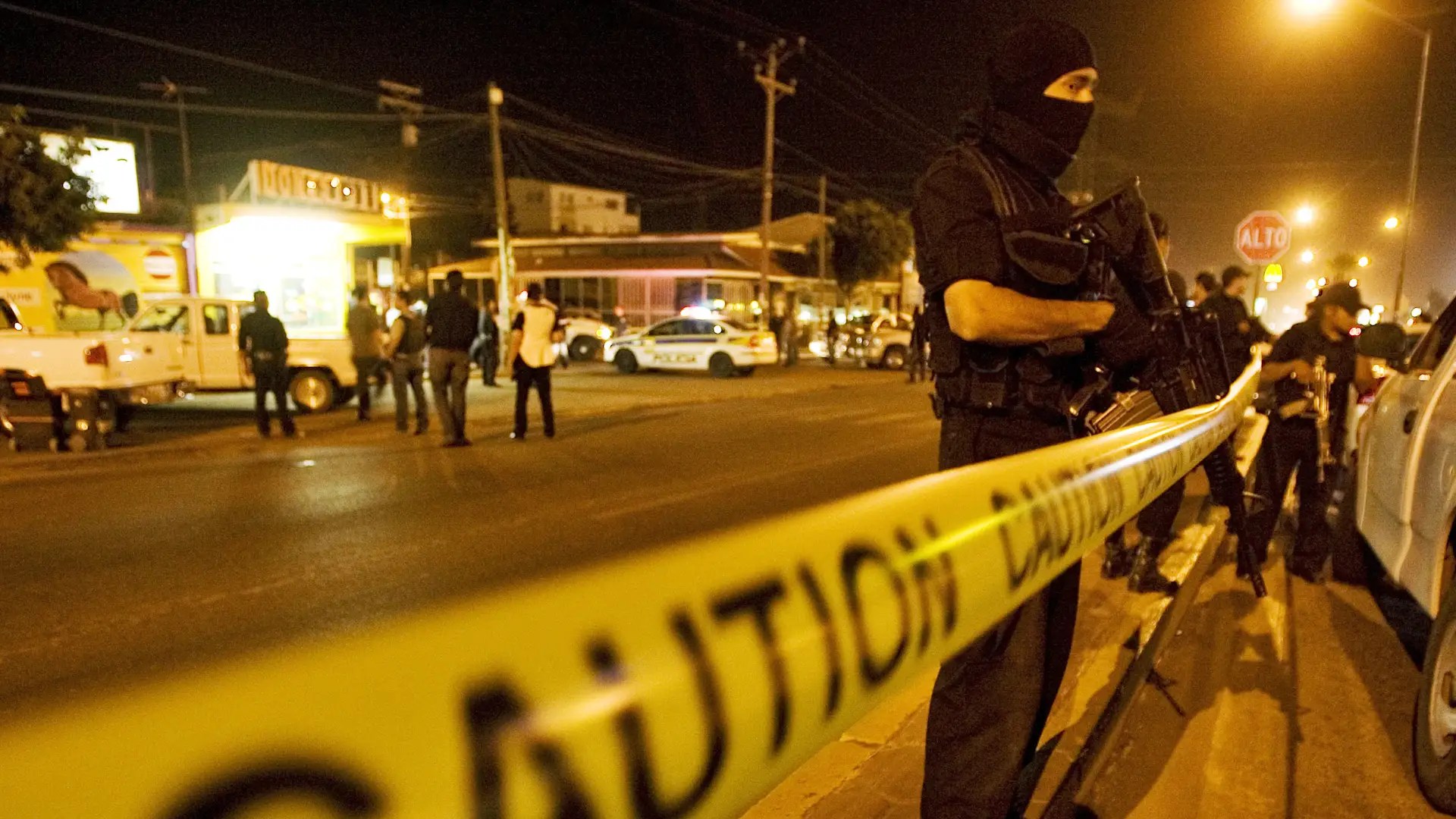 Sinaloa, Jalisco Cartels Fight in Baja California Sur