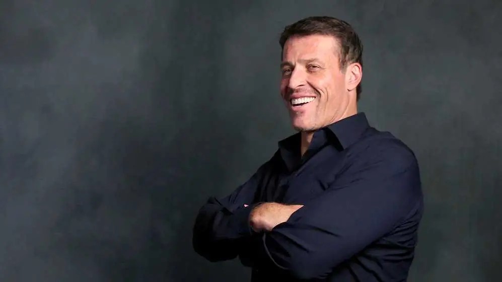 Employee Sets Zappos Record for Longest CustomerService Call