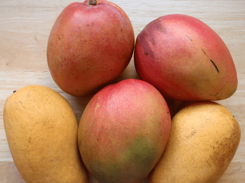 How to Ripen a Mango Fast