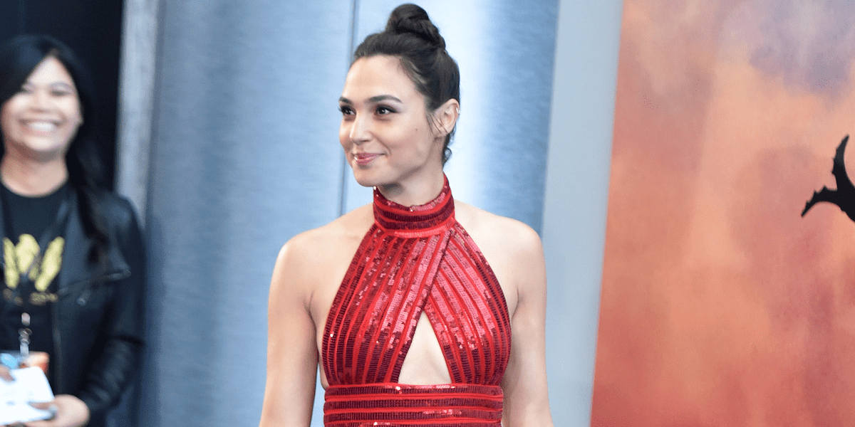 Gal Gadot wore flat shoes under her red carpet dress Business Insider